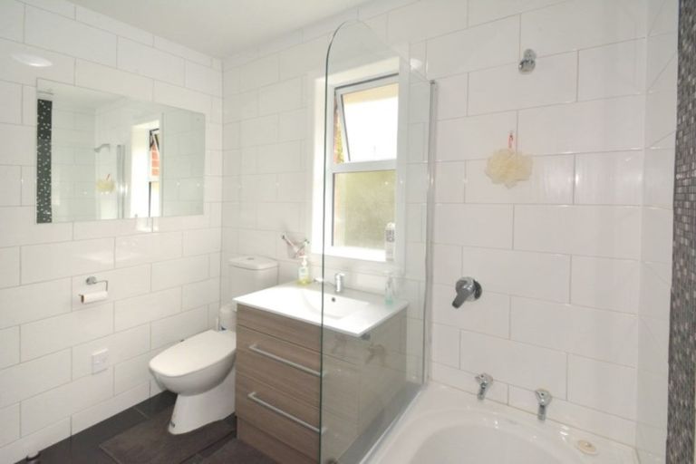 Photo of property in 59 Glen Road, Mornington, Dunedin, 9011