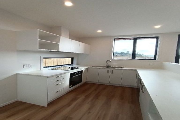 Photo of property in 12/33 Raukawa Street, Stokes Valley, Lower Hutt, 5019