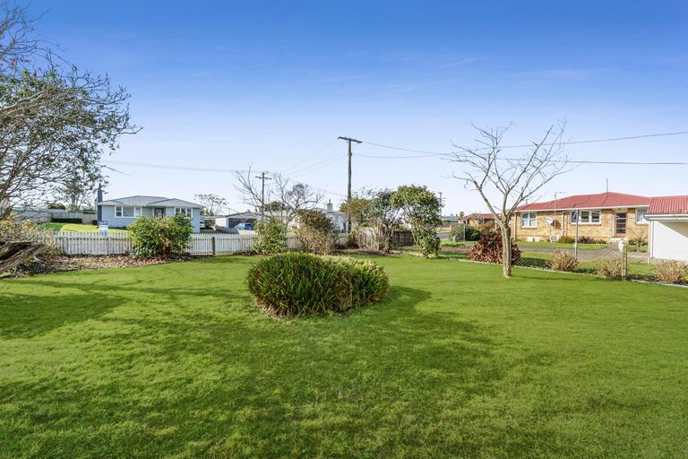 Photo of property in 1 Clifford Street, Morrinsville, 3300
