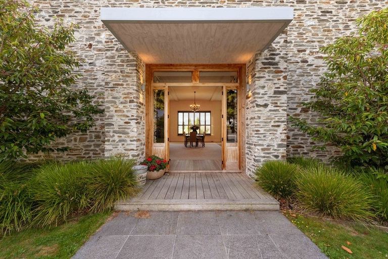 Photo of property in 167 Stevenson Road, Wanaka, 9382