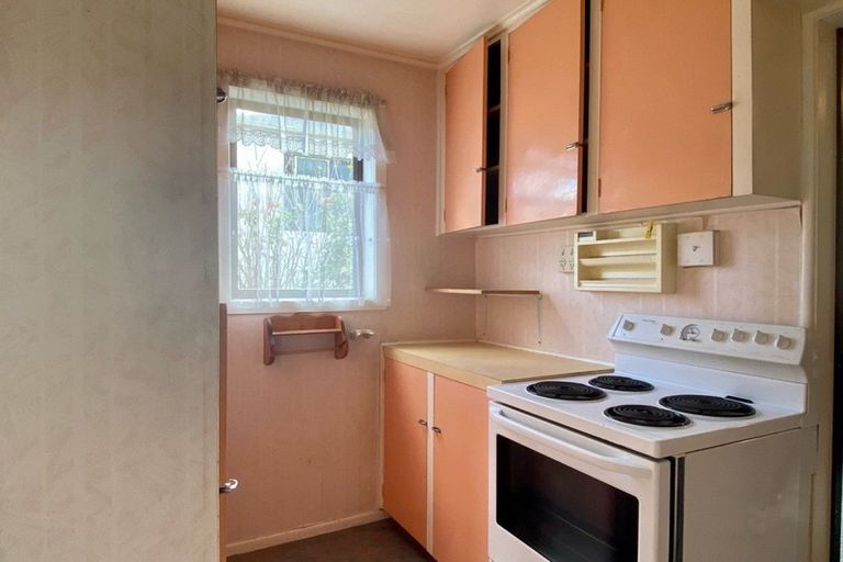 Photo of property in 12 Lawrence Avenue, Te Aroha, 3320