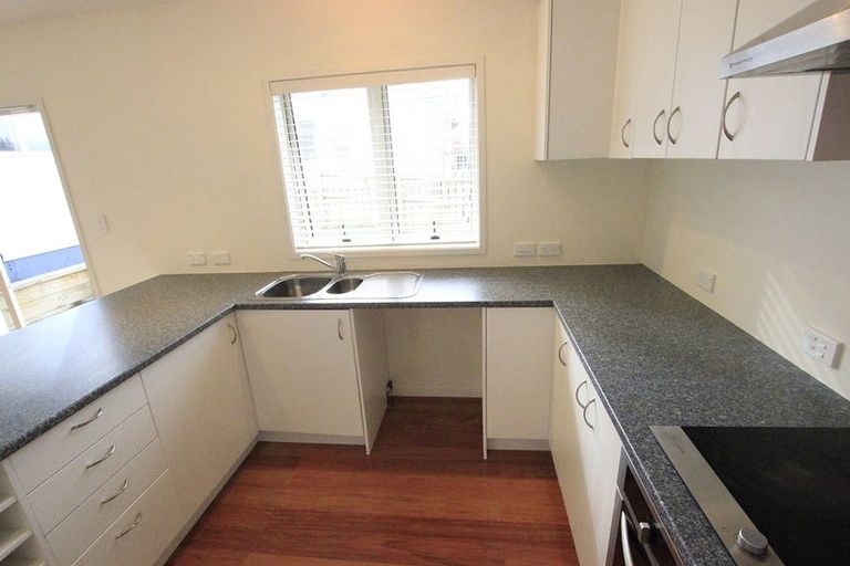 Photo of property in 25 Universal Drive, Henderson, Auckland, 0610