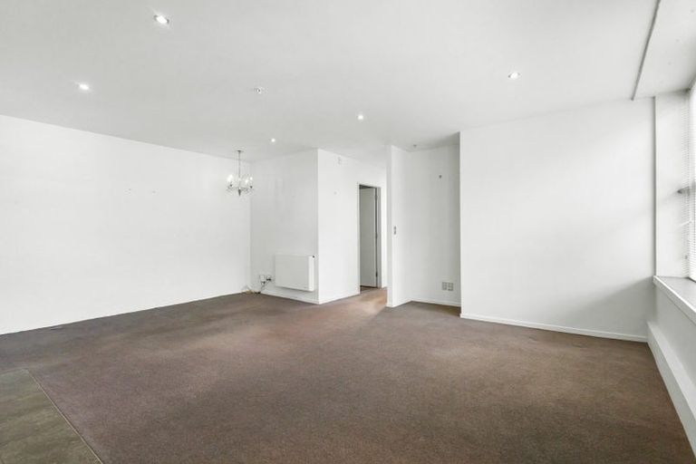 Photo of property in 5c/123 Molesworth Street, Thorndon, Wellington, 6011