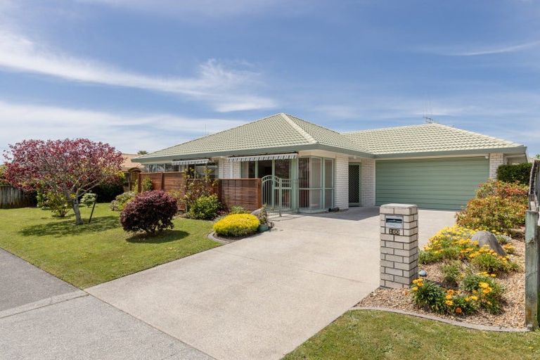 Photo of property in 160 Pacific View Road, Papamoa Beach, Papamoa, 3118