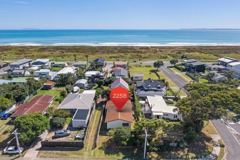 Photo of property in 225b Dickson Road, Papamoa Beach, Papamoa, 3118
