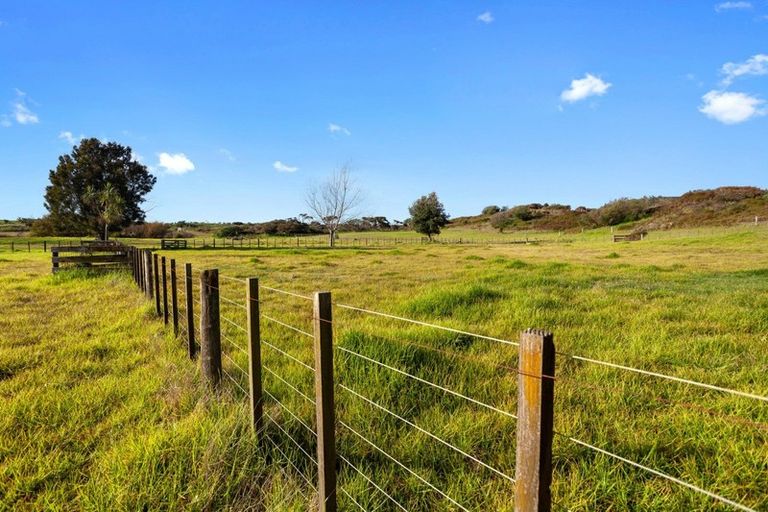 Photo of property in 880e Thornton Road, Thornton, Whakatane, 3194