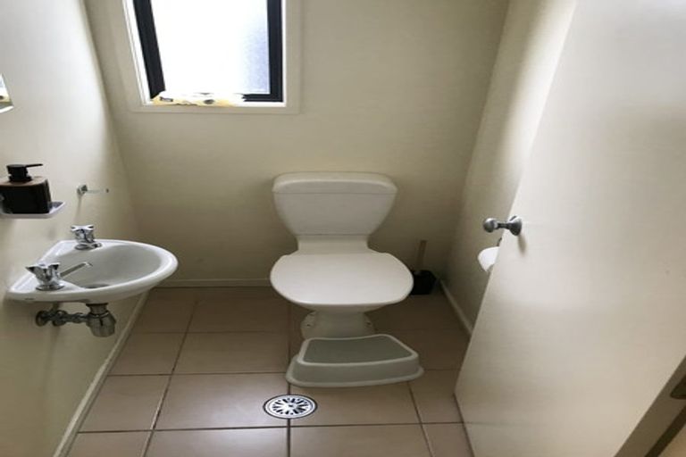 Photo of property in 57/2 Armoy Drive, East Tamaki, Auckland, 2016