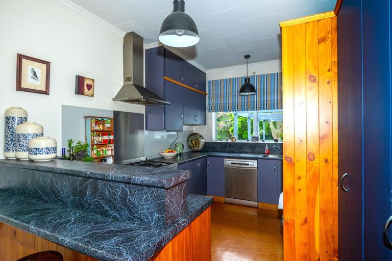 Photo of property in 74 School Road, Pleasant Valley, Geraldine, 7991