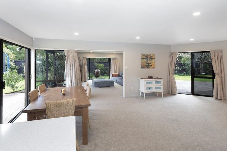 Photo of property in 271 Queenspark Drive, Parklands, Christchurch, 8083