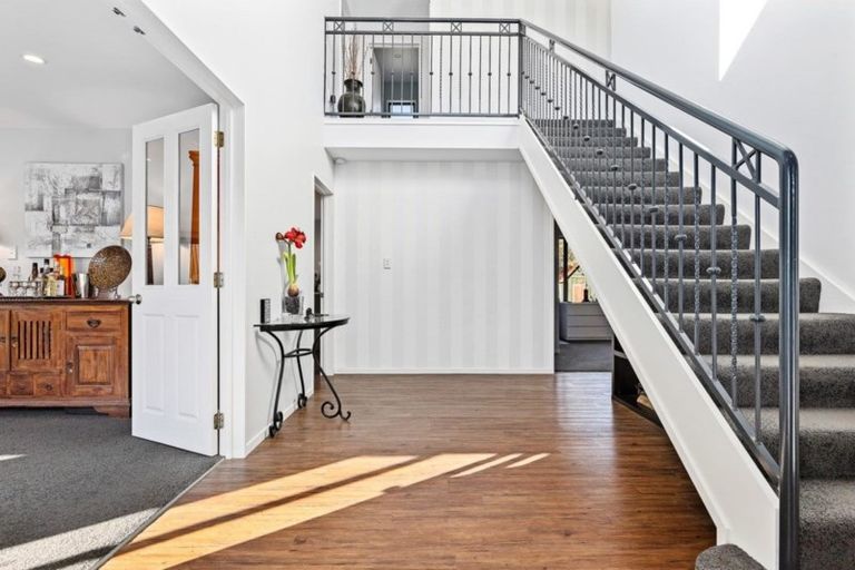 Photo of property in 15 Ballybrack Place, Casebrook, Christchurch, 8051