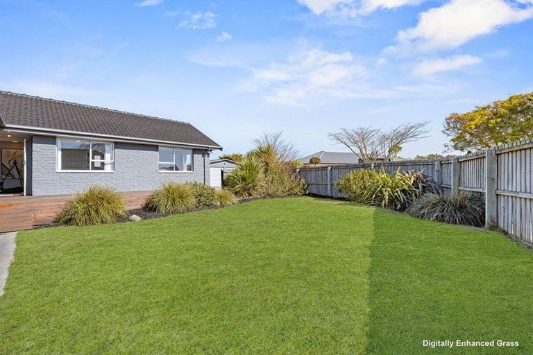 Photo of property in 20 Inverell Place, North New Brighton, Christchurch, 8083