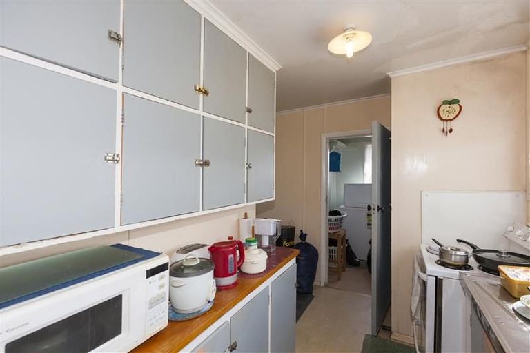 Photo of property in 141a-d Bedford Street, Cannons Creek, Porirua, 5024