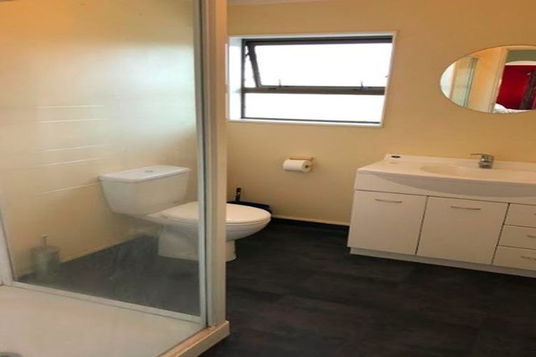 Photo of property in 3 Pelorous Street, Paparangi, Wellington, 6037