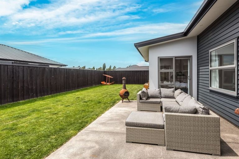 Photo of property in 11 Merino Crescent, Amberley, 7410