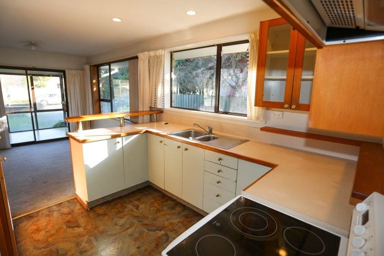 Photo of property in 56 Royal Park Drive, Parklands, Christchurch, 8083