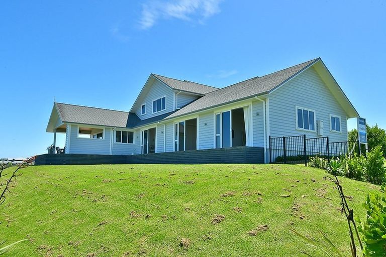 Photo of property in 16 Palm View Terrace, Gulf Harbour, Whangaparaoa, 0930