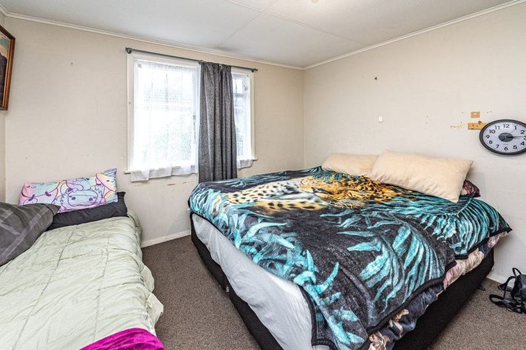 Photo of property in 143 Puriri Street, Castlecliff, Whanganui, 4501