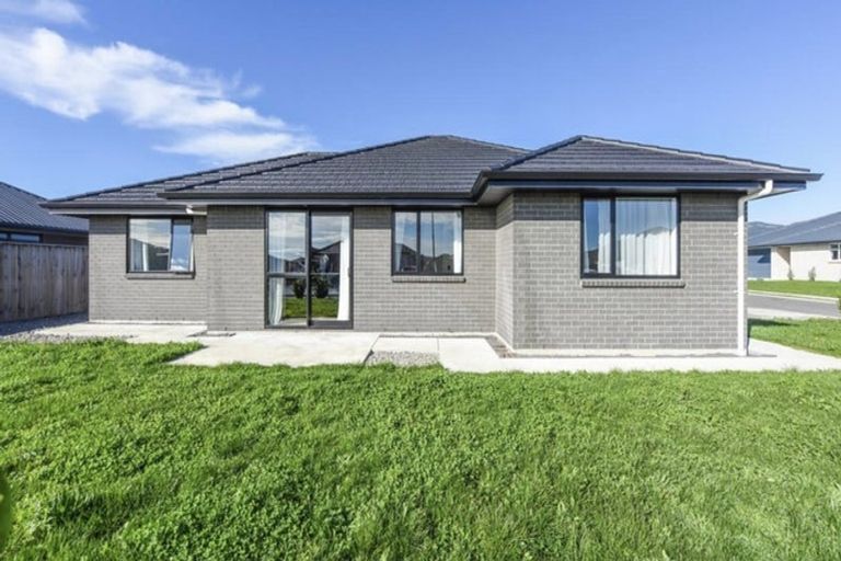 Photo of property in 10 Esher Lane, Richmond, 7020