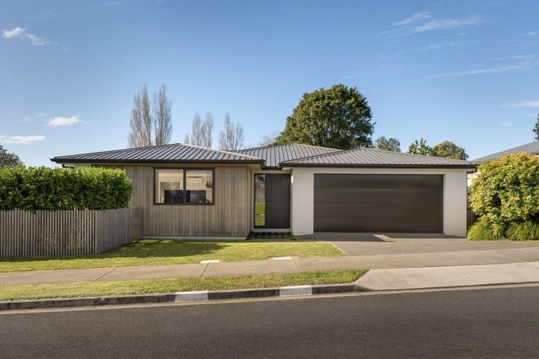 Photo of property in 63 Ruba Way, Ohauiti, Tauranga, 3112