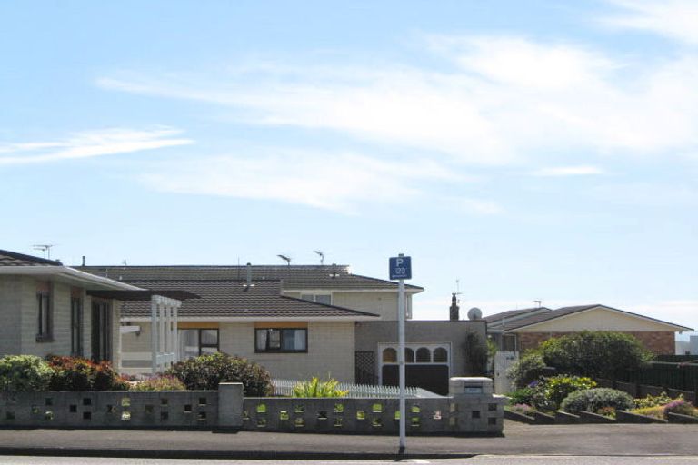 Photo of property in 152a Saint Aubyn Street, New Plymouth, 4310