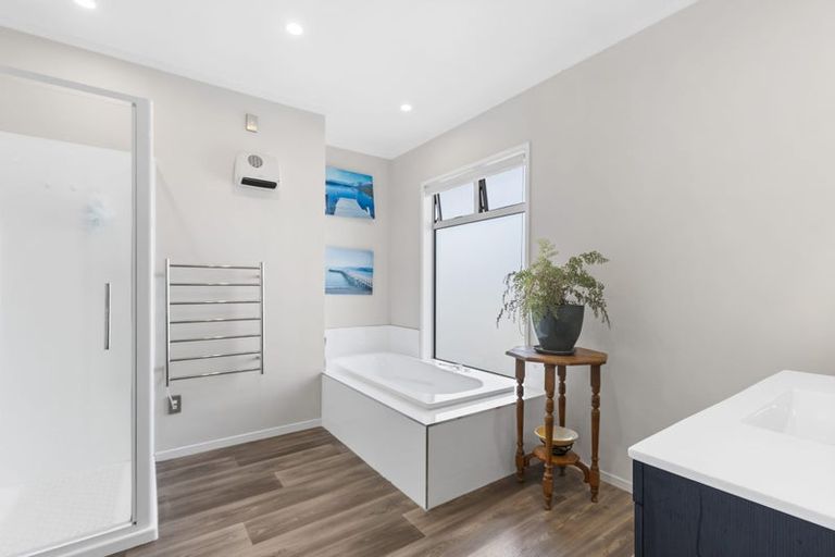 Photo of property in 76 Beerescourt Road, Beerescourt, Hamilton, 3200