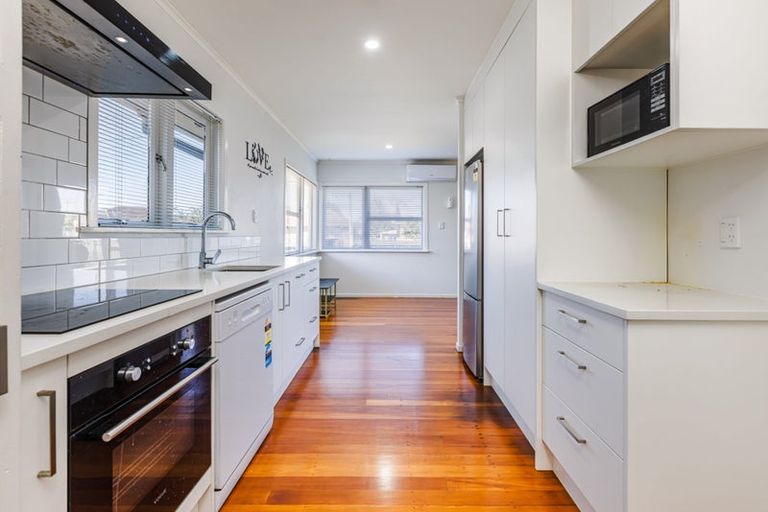 Photo of property in 1/18 Sheehan Avenue, Papakura, 2110