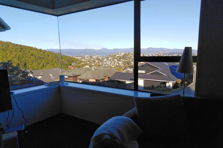 Photo of property in 22 Satara Crescent, Khandallah, Wellington, 6035