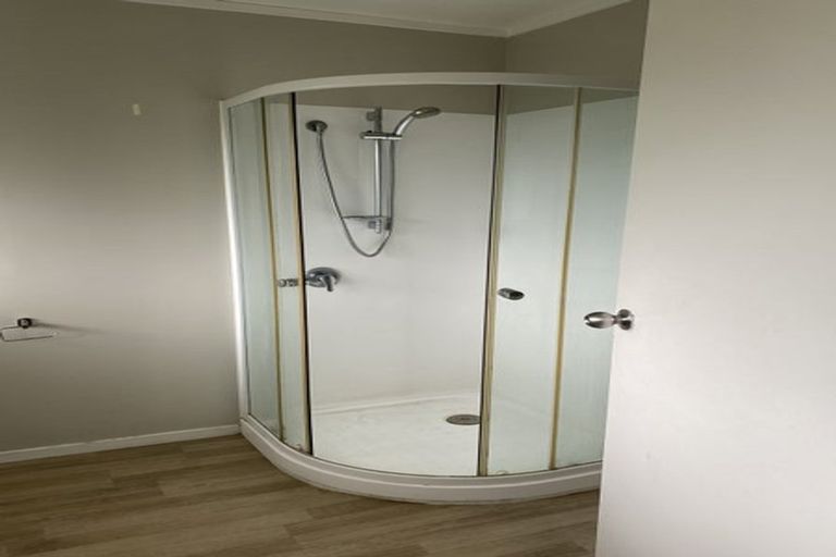 Photo of property in 2/12 Oakley Avenue, Claudelands, Hamilton, 3214