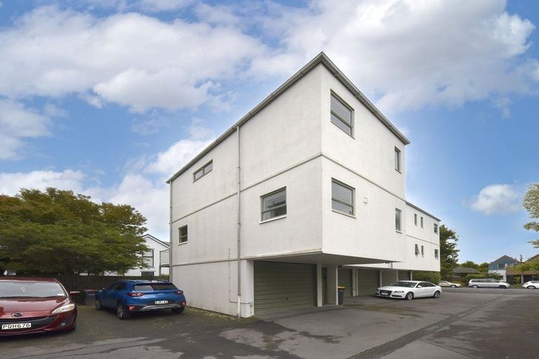Photo of property in 4/252 Worcester Street, Christchurch Central, Christchurch, 8011
