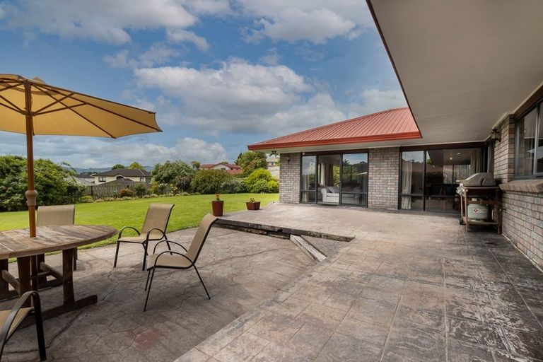 Photo of property in 24 Sheridan Crescent, Leamington, Cambridge, 3432