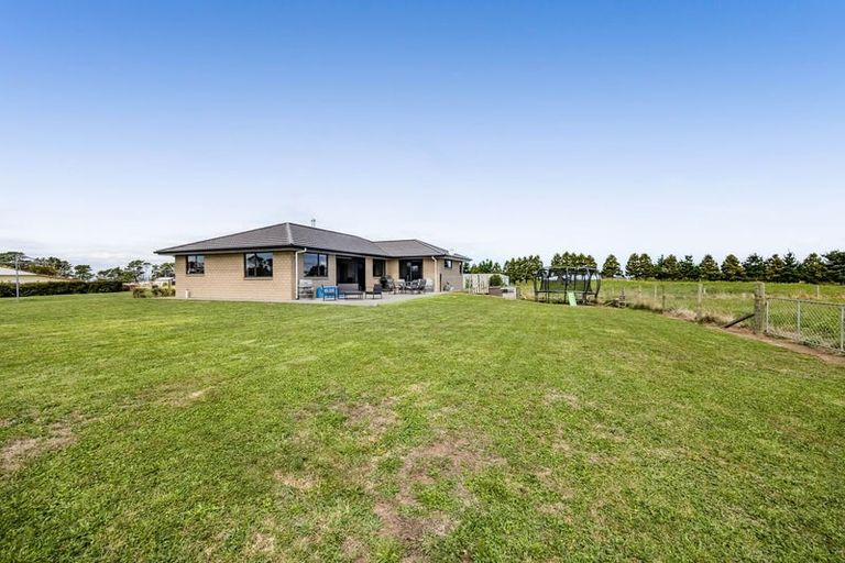 Photo of property in 657 Eltham Road, Mangatoki, Stratford, 4391