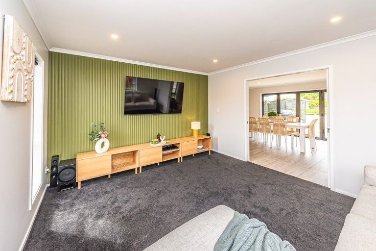 Photo of property in 13 Magnolia Crescent, Tawhero, Whanganui, 4501