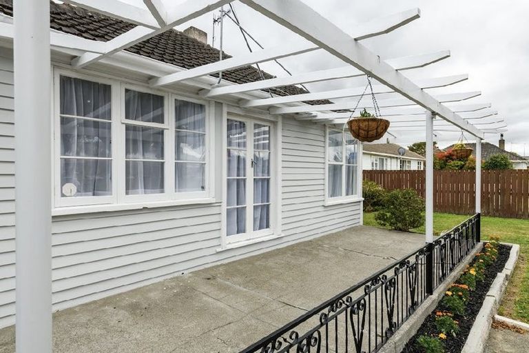 Photo of property in 50 Vogel Street, Roslyn, Palmerston North, 4414