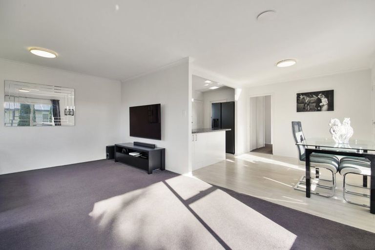 Photo of property in 80 Lowry Avenue, Redwood, Christchurch, 8051