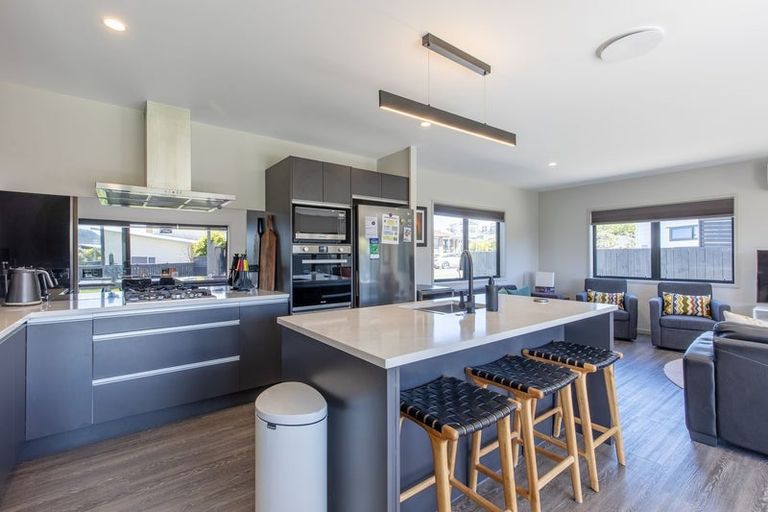 Photo of property in 80 Kahotea Drive, Motuoapa, 3382