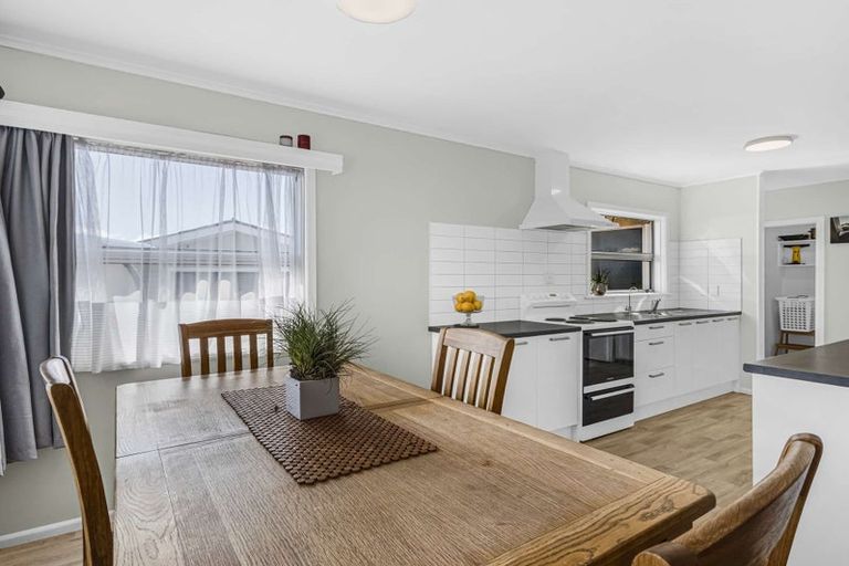 Photo of property in 12 Hitchings Avenue, Onekawa, Napier, 4110