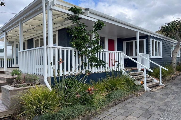Photo of property in 1441 Clevedon Kawakawa Road, Kawakawa Bay, Papakura, 2585
