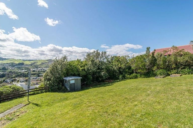 Photo of property in 48 Cunliffe Street, Johnsonville, Wellington, 6037