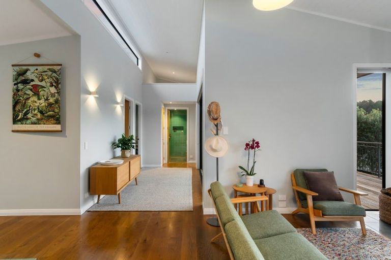 Photo of property in 200 Onemana Drive, Onemana, Whangamata, 3691