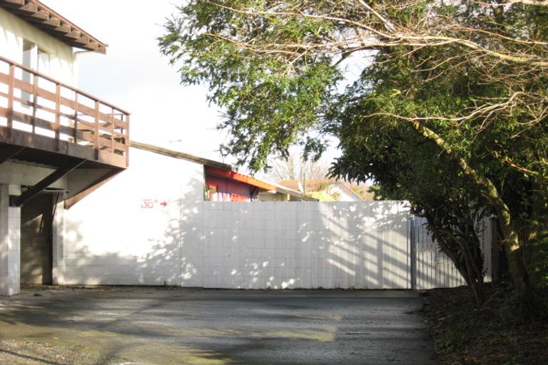 Photo of property in 35 Kinleys Lane, St Albans, Christchurch, 8014