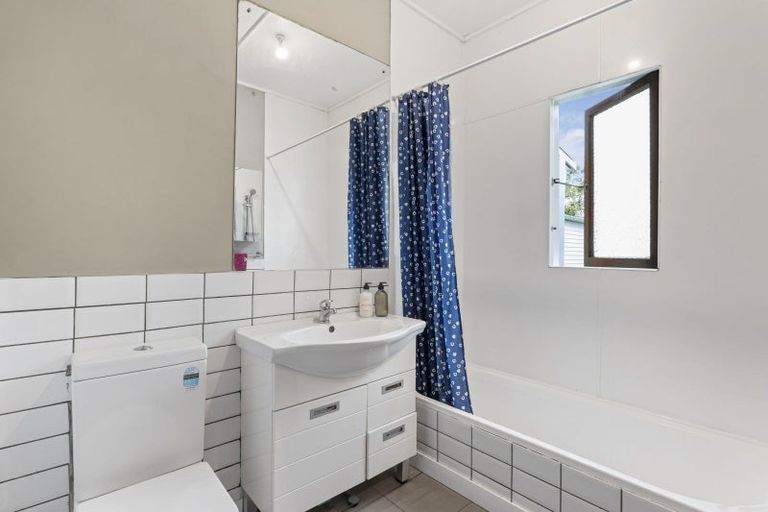 Photo of property in 10 Percy Avenue, Stratford, 4332