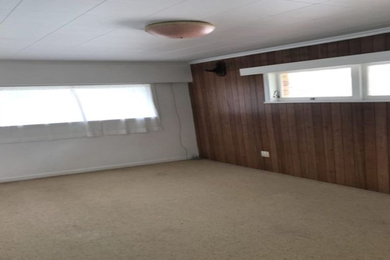 Photo of property in 1/45 Corunna Road, Milford, Auckland, 0620