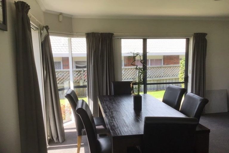 Photo of property in 25 Bayfair Drive, Mount Maunganui, 3116