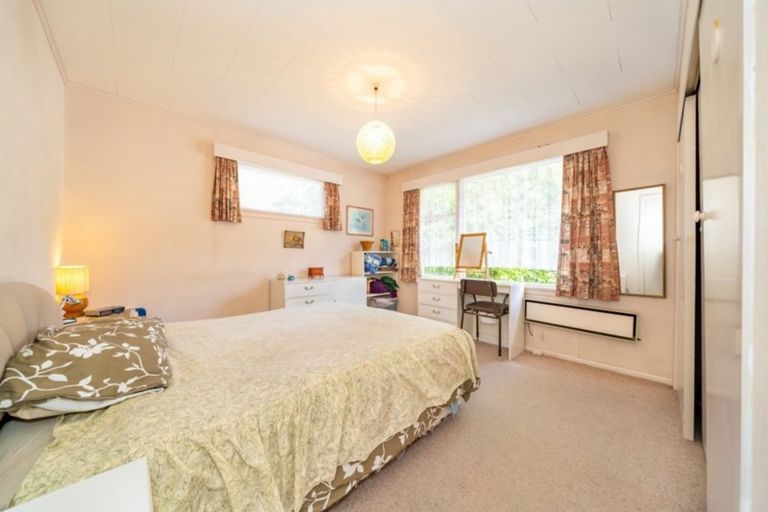 Photo of property in 114 Akatarawa Road, Birchville, Upper Hutt, 5018