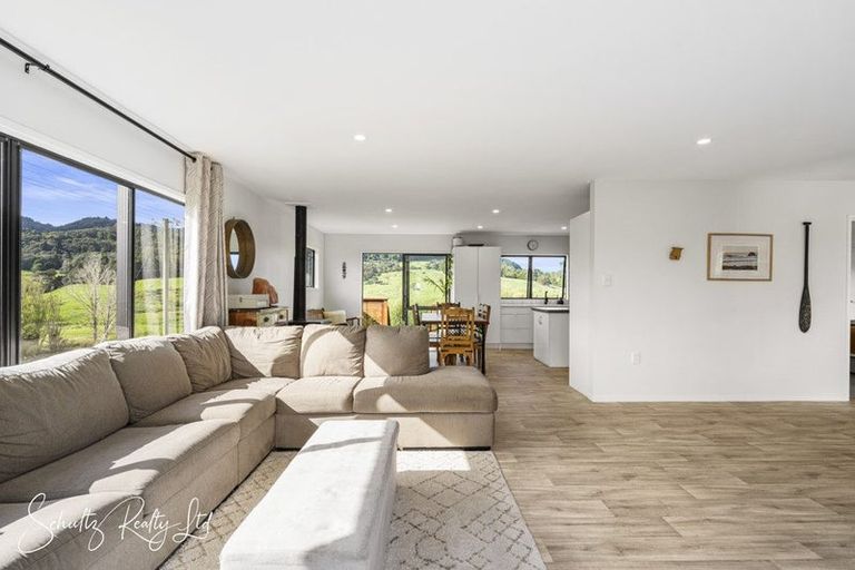 Photo of property in 316 Mountain Road, Maungaturoto, 0587