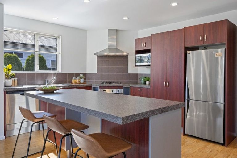 Photo of property in 44 Somerfield Street, Somerfield, Christchurch, 8024