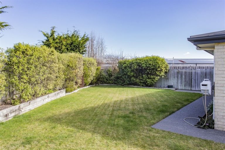 Photo of property in Rivertown Villas, 150 Williams Street, Kaiapoi, 7630