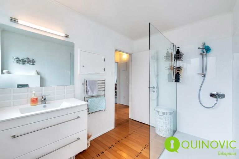 Photo of property in 5/233 Hurstmere Road, Takapuna, Auckland, 0622