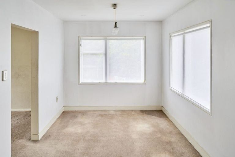 Photo of property in 5 Puriri Street, Wainuiomata, Lower Hutt, 5014