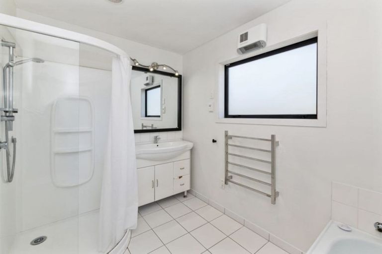 Photo of property in 114a East Belt, Lincoln, 7608